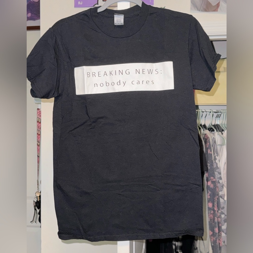 Never worn!!!